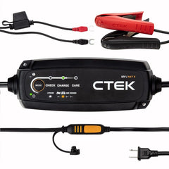CTEK NXT 5 U‑terminal connection demonstrating secure permanent battery mount