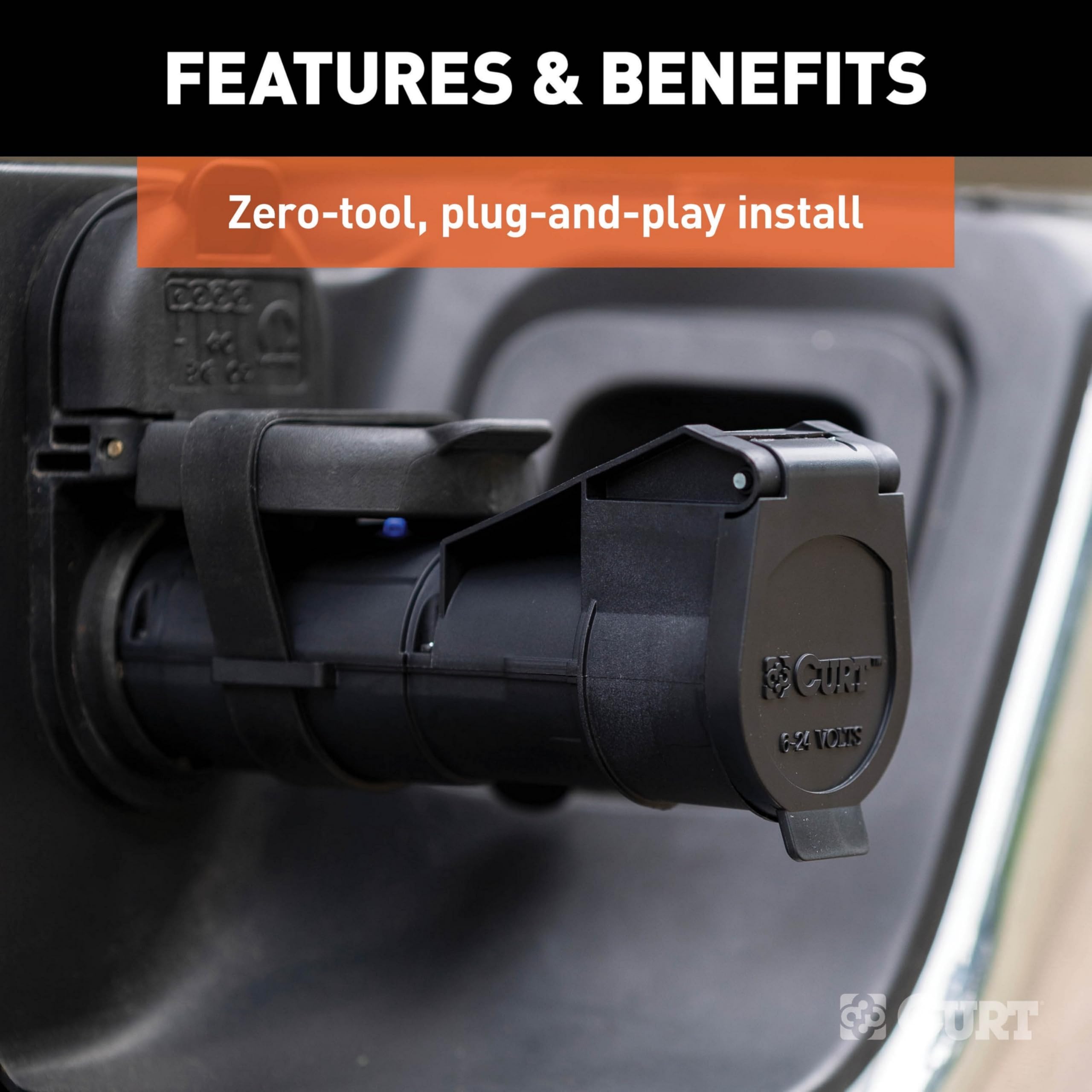 CURT Echo plugged into a 7-way socket demonstrating tool-free installation