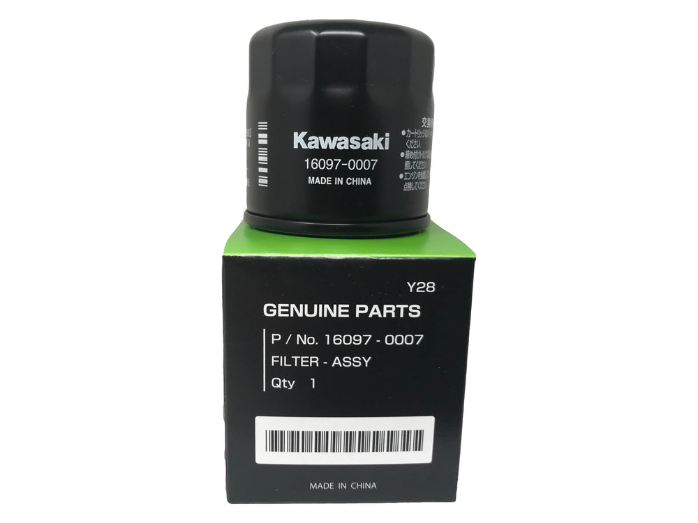Cyclemax Kawasaki 16097-0007 oil filter close-up for trusted OEM fit