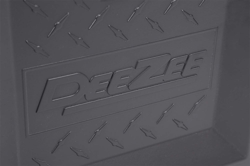 DEE ZEE DZ91717P brite-tread texture detail providing non-slip surface