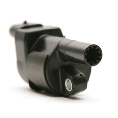 Delphi GN10165 connector close-up highlighting secure terminals for better connectivity