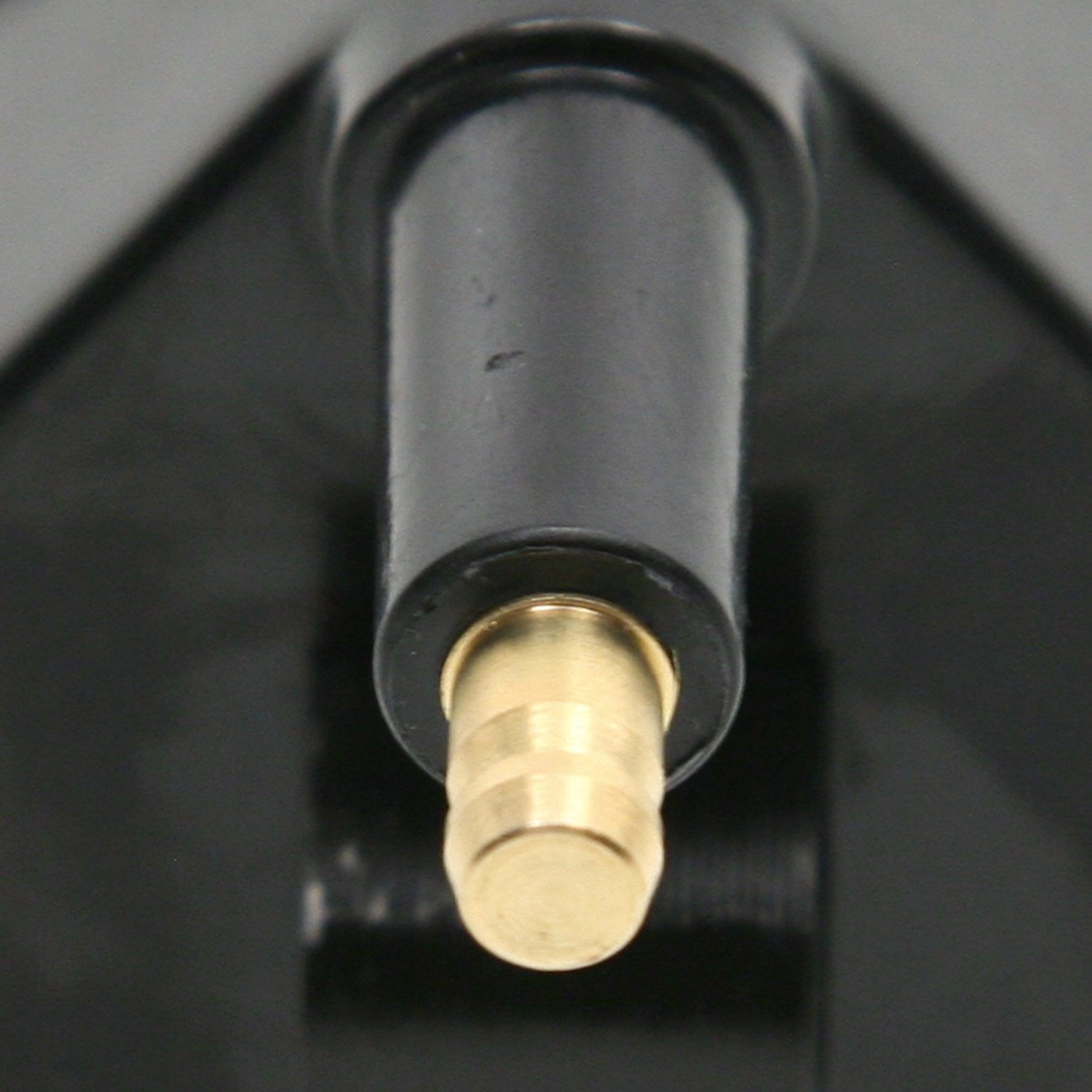 Delphi GN10172 core winding close-up highlighting precision manufacturing benefit