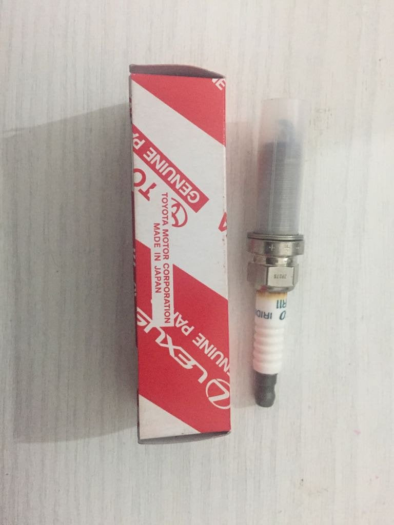 Denso front-packaging view showing iridium spark plugs and genuine parts assurance