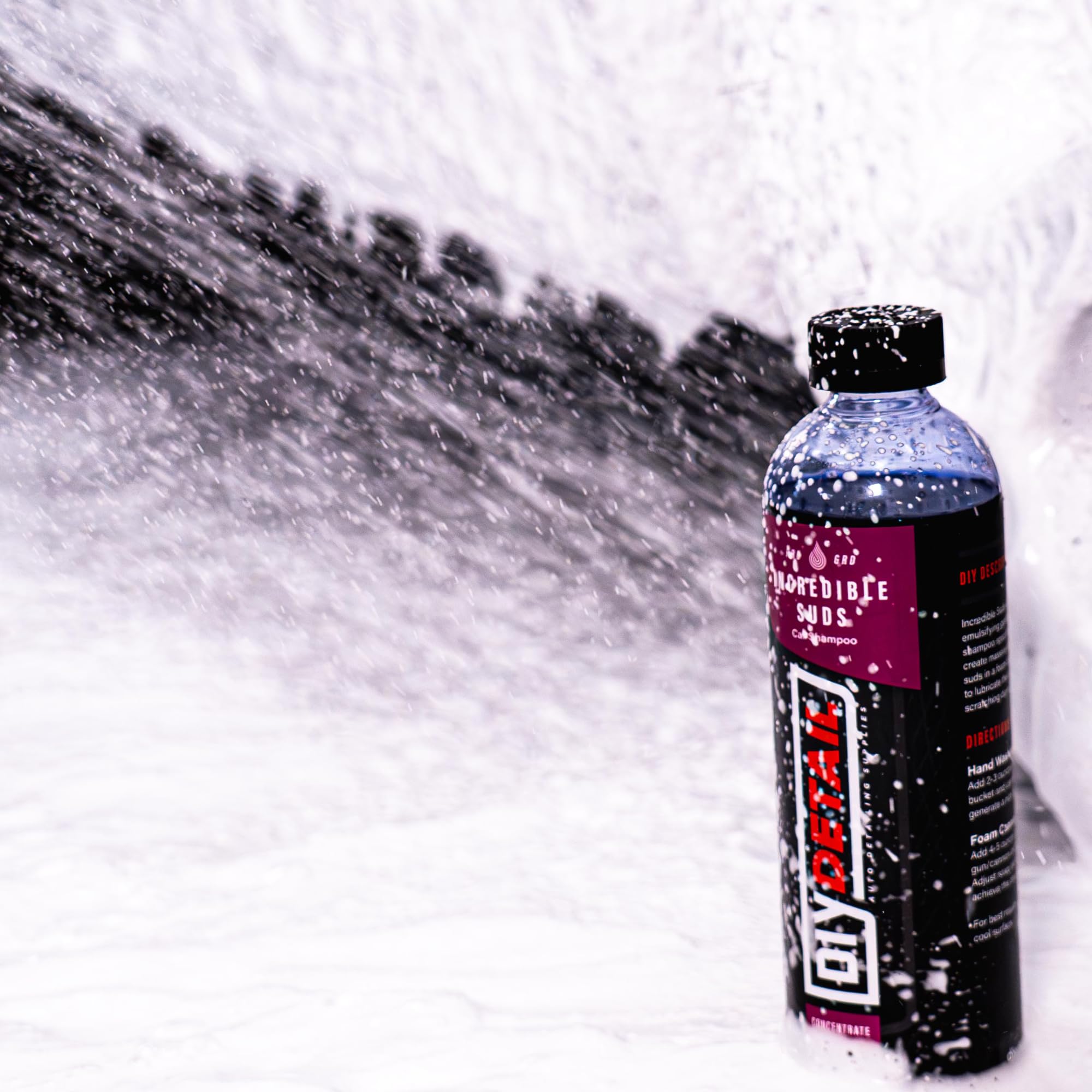 DIY Detail pour spout close-up of Incredible Suds T2 for accurate dilution and drip-free use