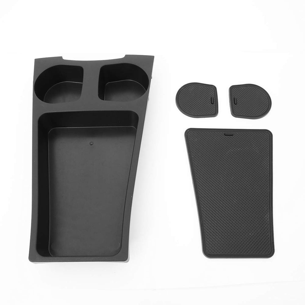 DNA MOTORING size comparison with smartphone showing usable space and easy phone access