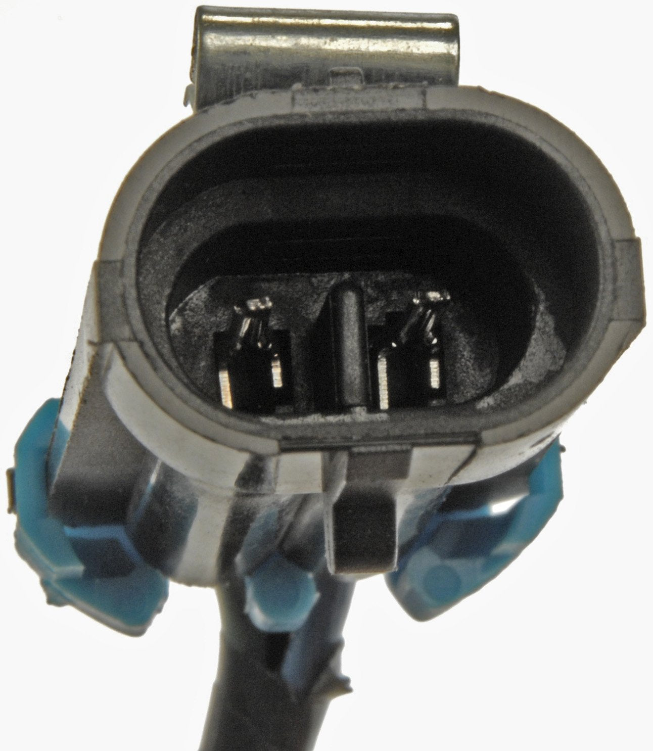 Dorman connector mated to wiring harness restoring electrical continuity