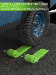 E-SDS levers and straps laid out demonstrating quick width adjustment benefit