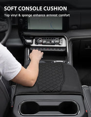 Eaglecover strap detail and elastic fastenings keeping cover secure