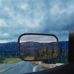 ECCPP close-up of mirror glass edge showing clear reflective surface and safety