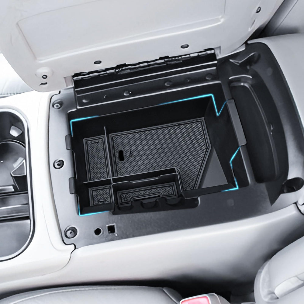 EDBETOS lifestyle shot in truck interior showing tidy armrest and effortless reachability