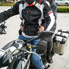 EKDJKK adjustable buckle detail providing quick size customization