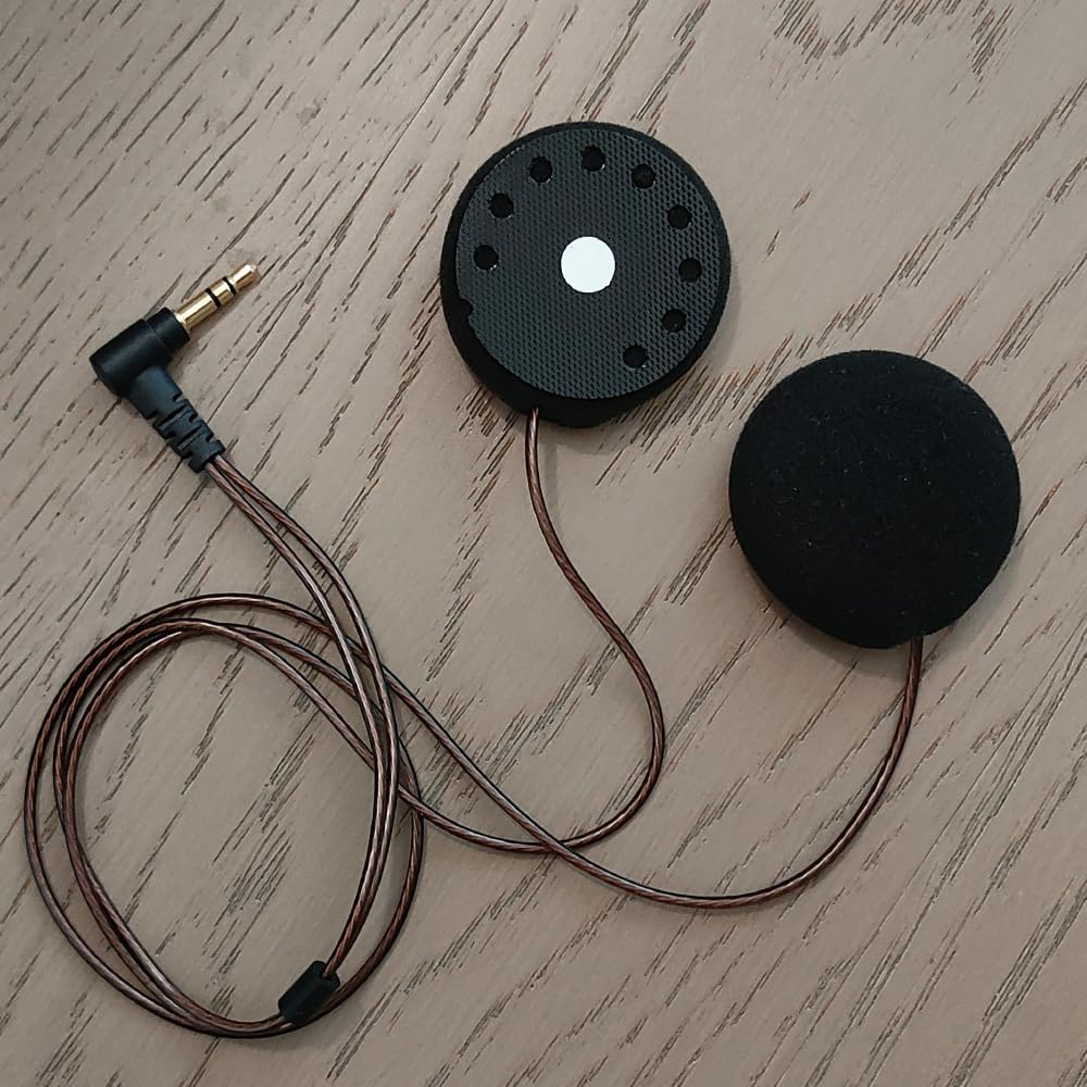 ELFINEAR close-up of 40mm driver revealing magnet and diaphragm for clearer speech