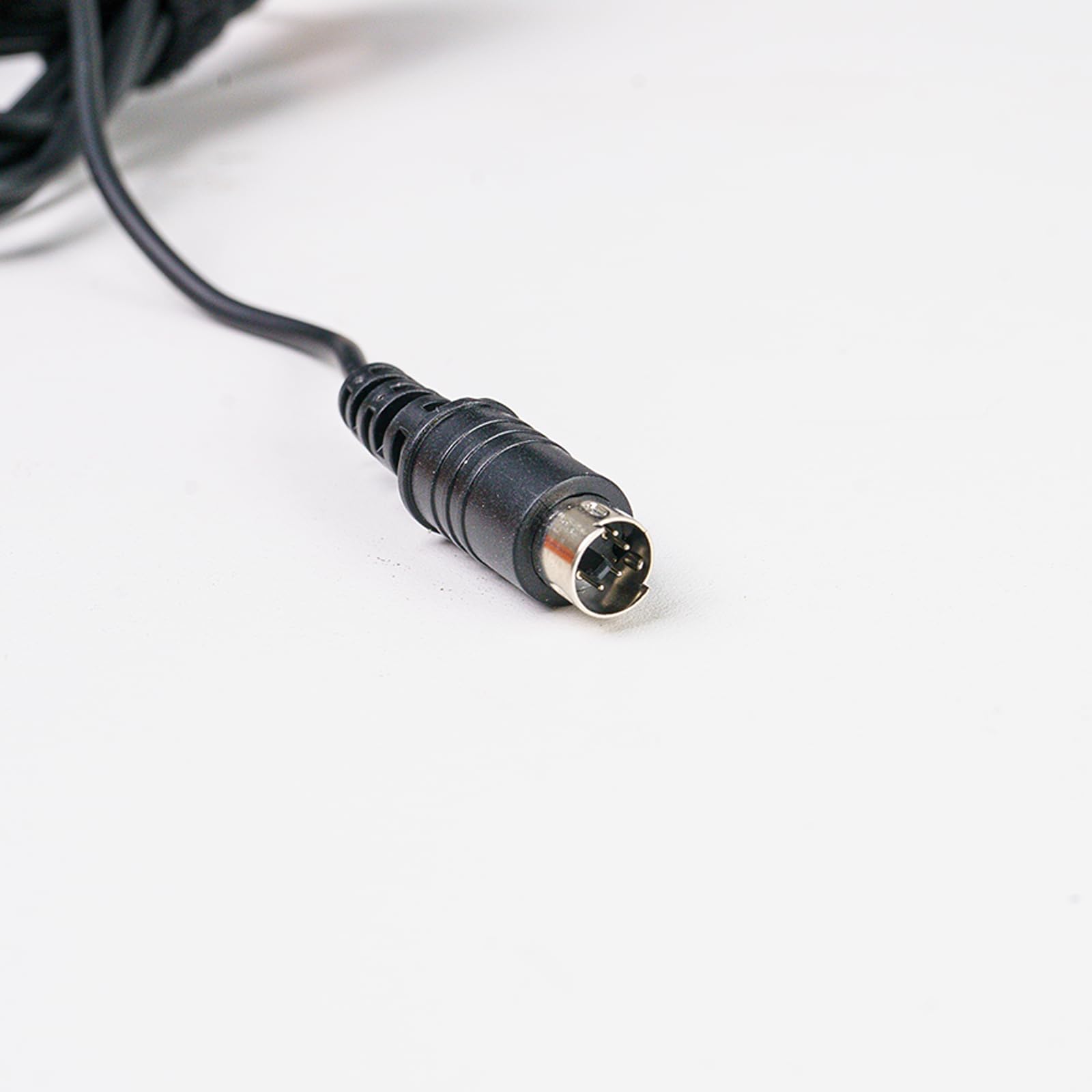 Elitech sensor head closeup revealing robust clamp and fast thermal contact