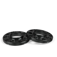 EVERESTWAY spacer installed on wheel hub shows proper fitment