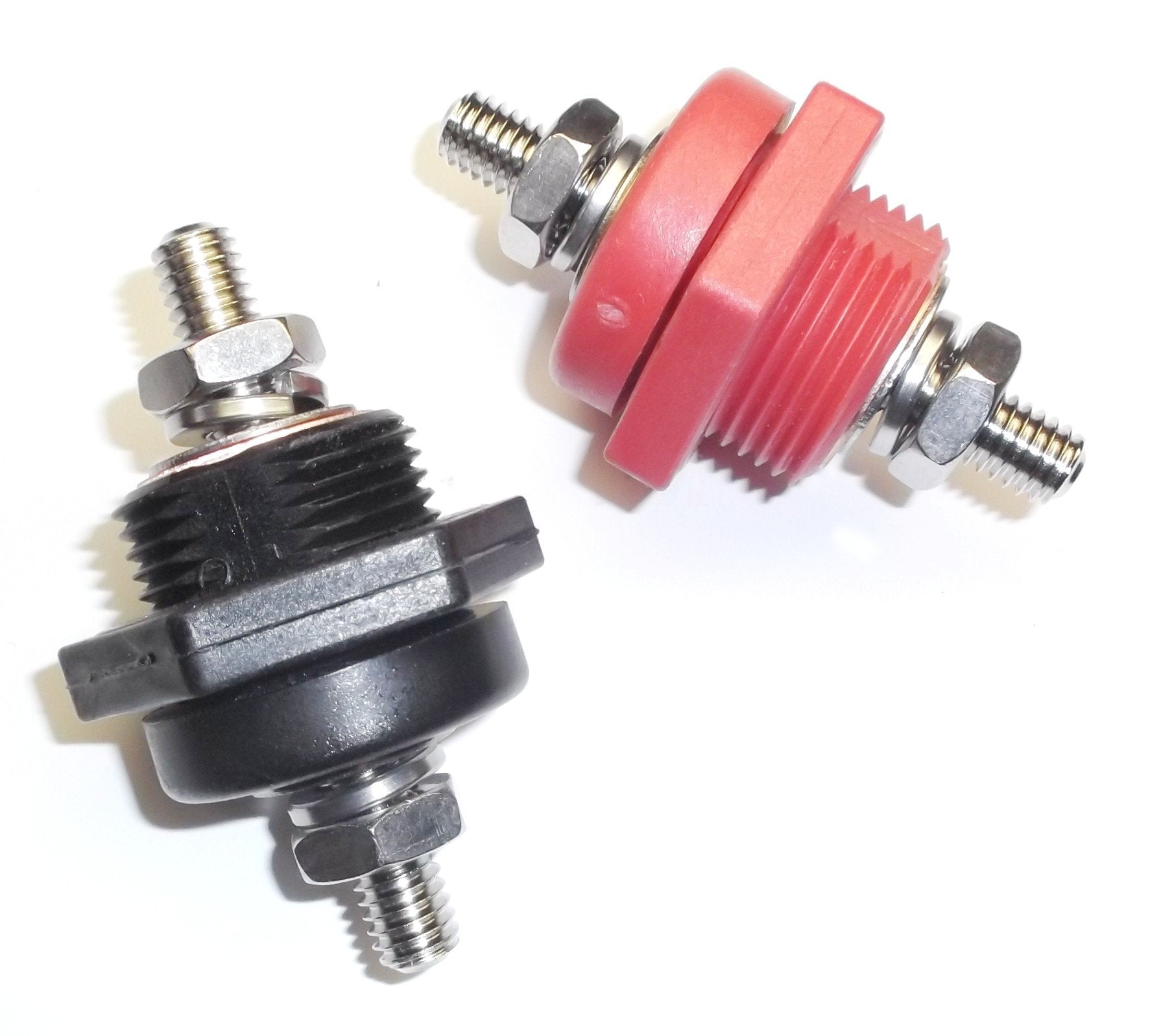 Fastronix cable lug connection closeup demonstrating secure heavy-gauge attachment