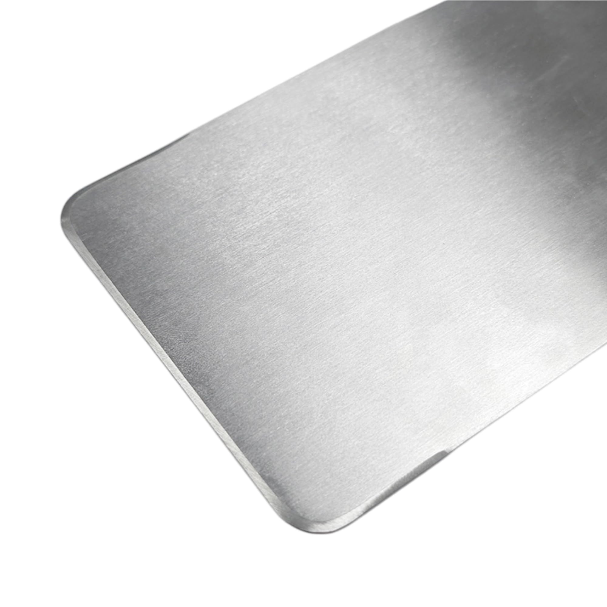 Feqaeqe blade edge close-up highlighting polished cutting edge and precision
