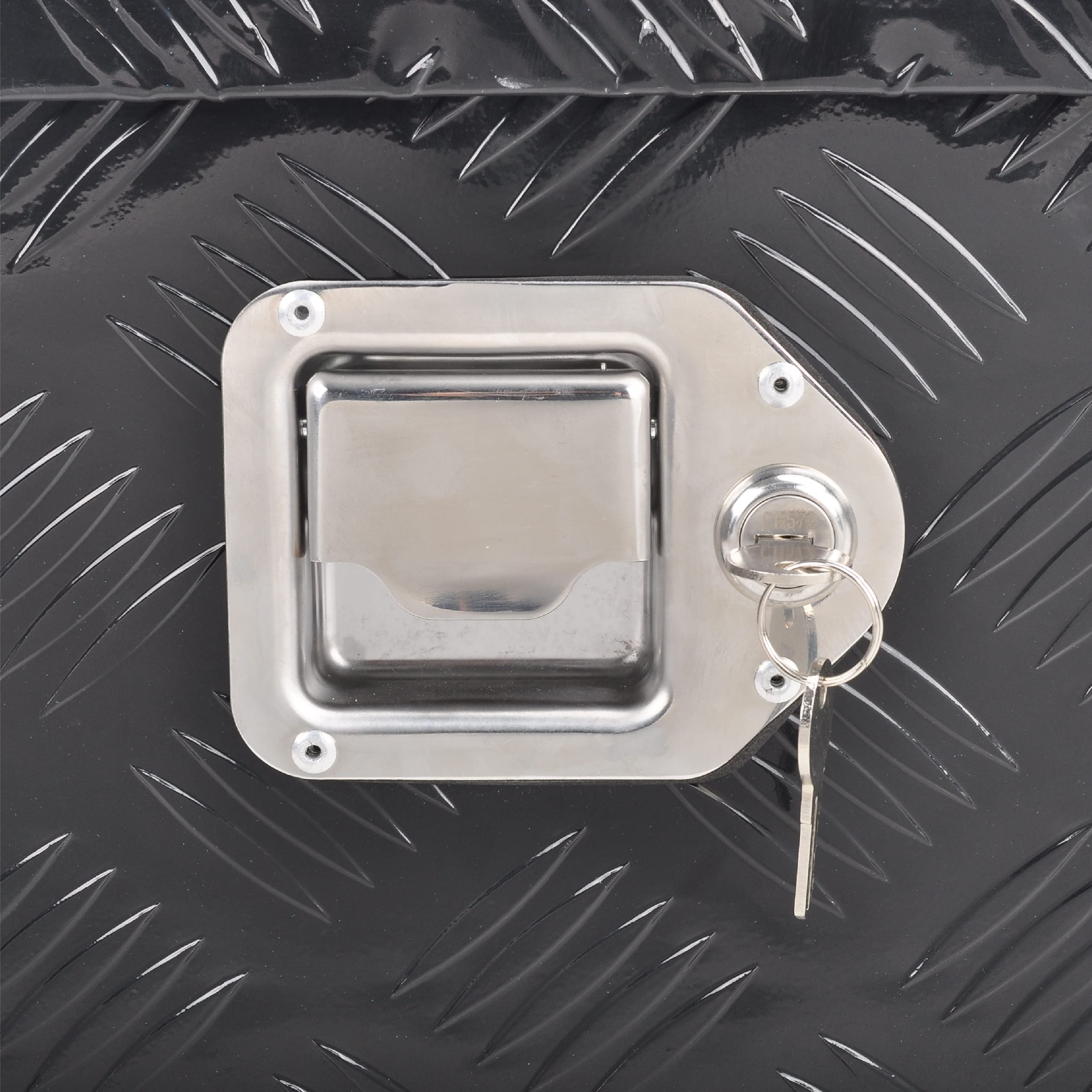 FGJQEFG lock and two keys detail securing tools during transport