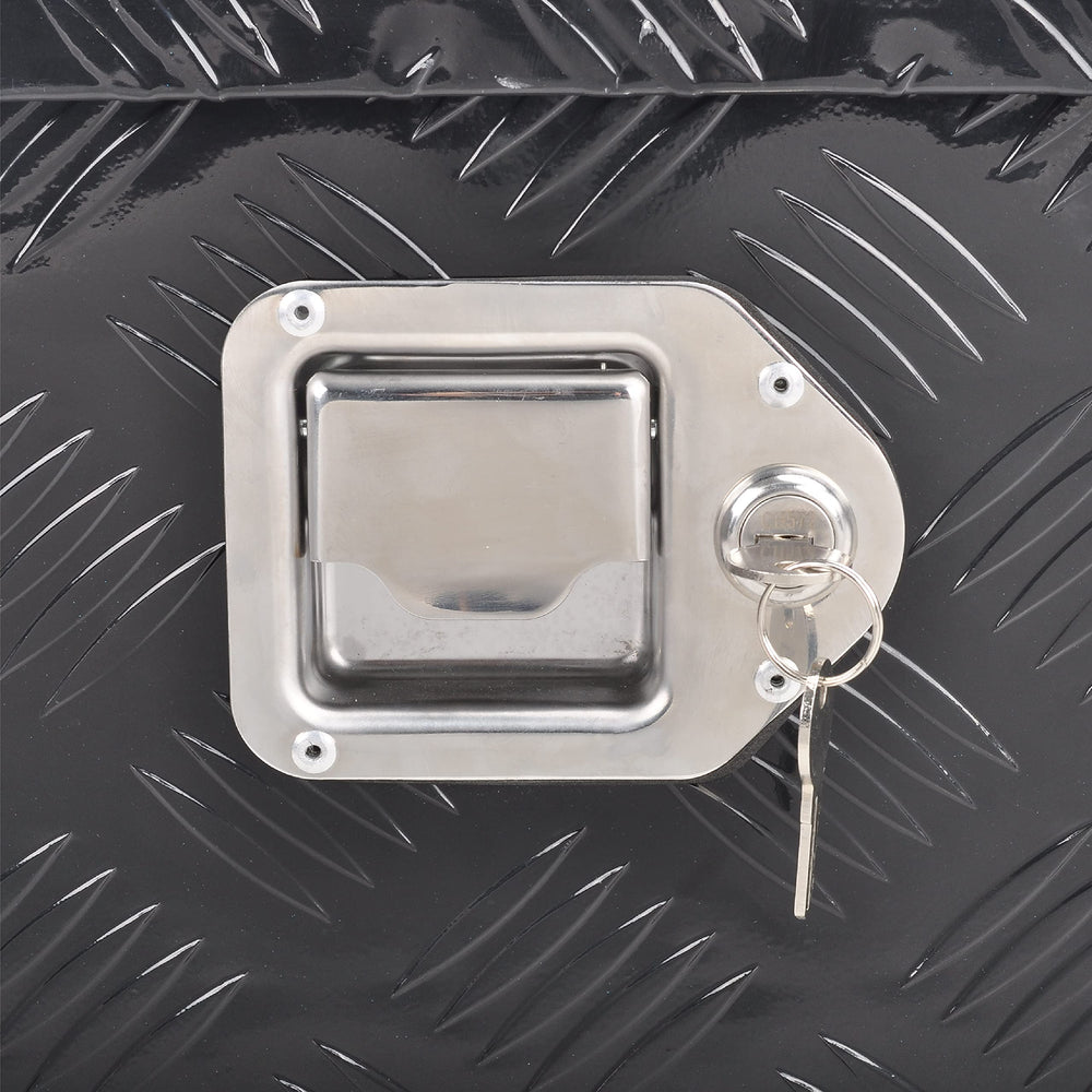 FGJQEFG lock and two keys detail securing tools during transport