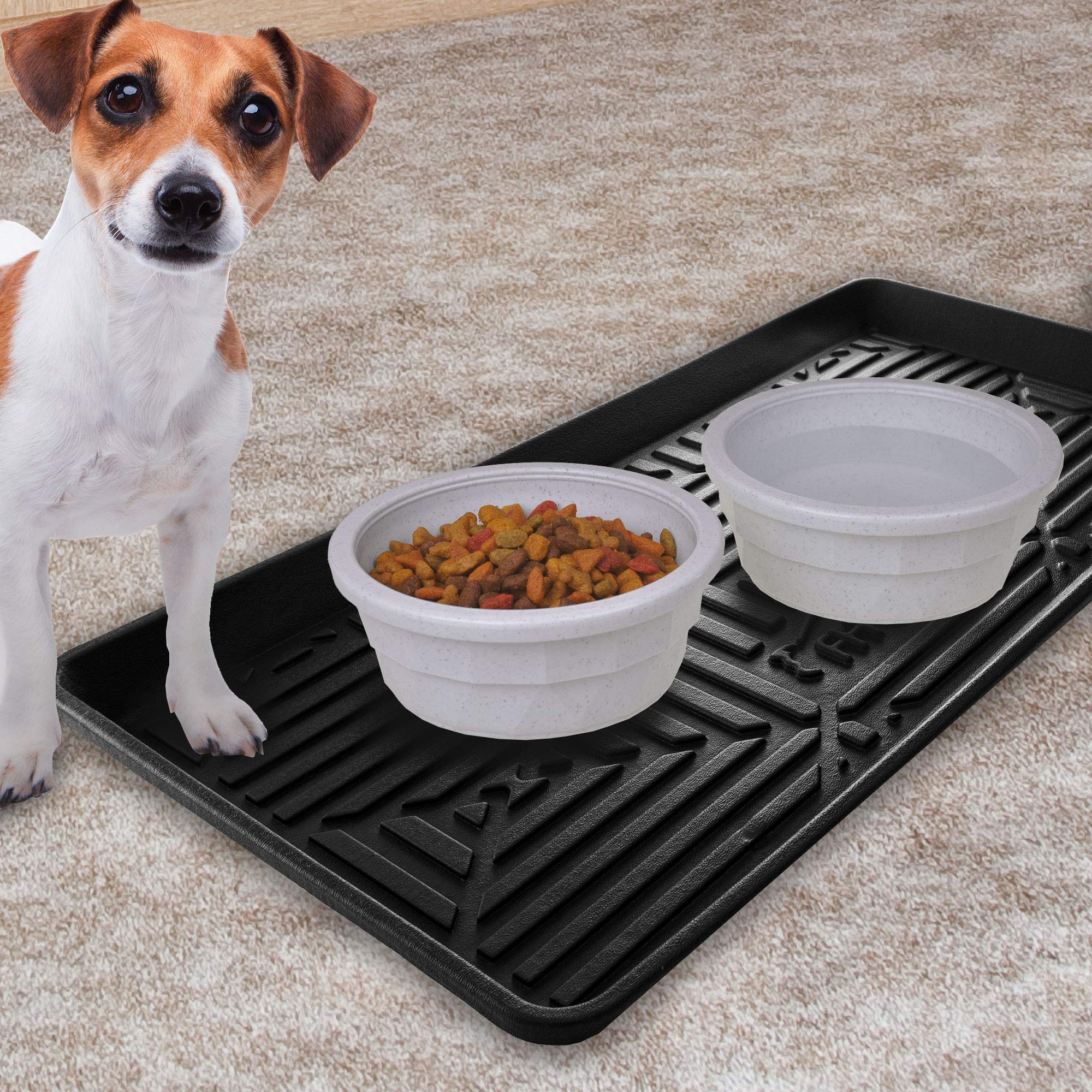 FH Group tray used in an entryway protecting floors from muddy shoes
