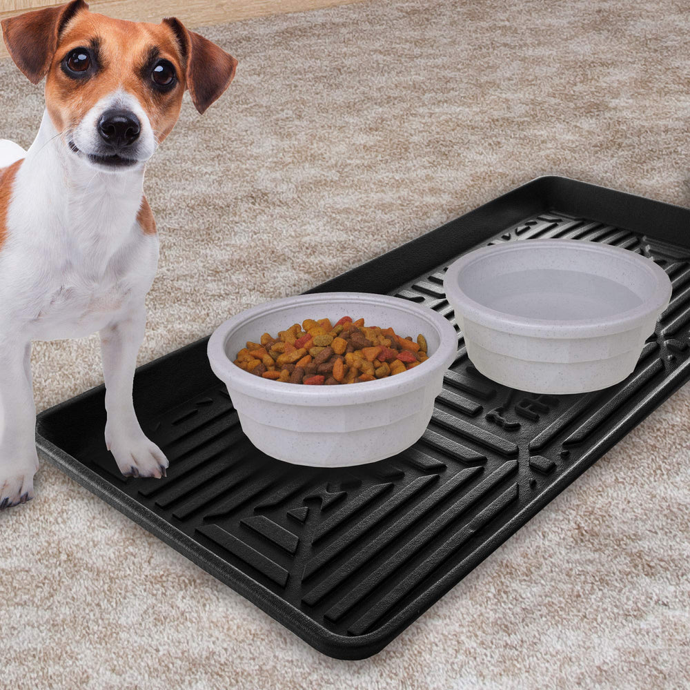FH Group tray used in an entryway protecting floors from muddy shoes