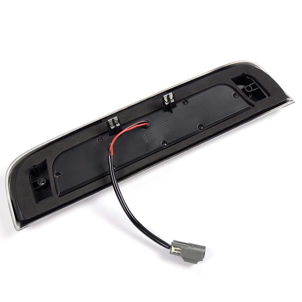 G-PLUS night brake illumination showing improved visibility