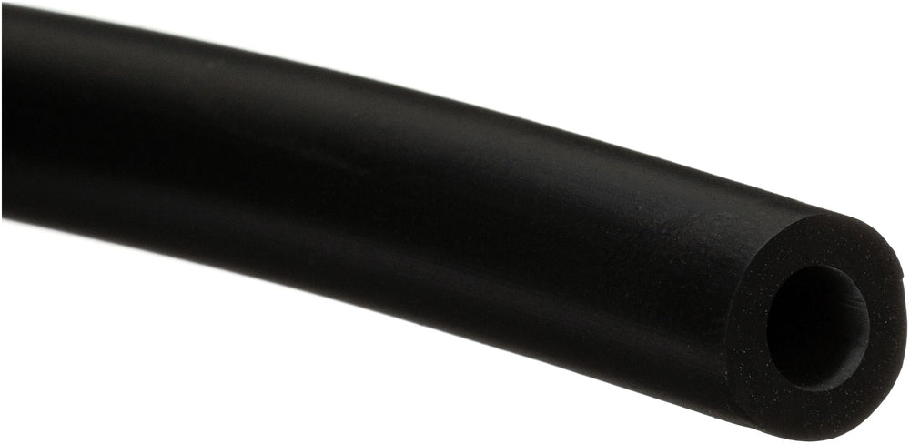 Close-up of Gates hose texture highlighting flexible, kink-resistant wall