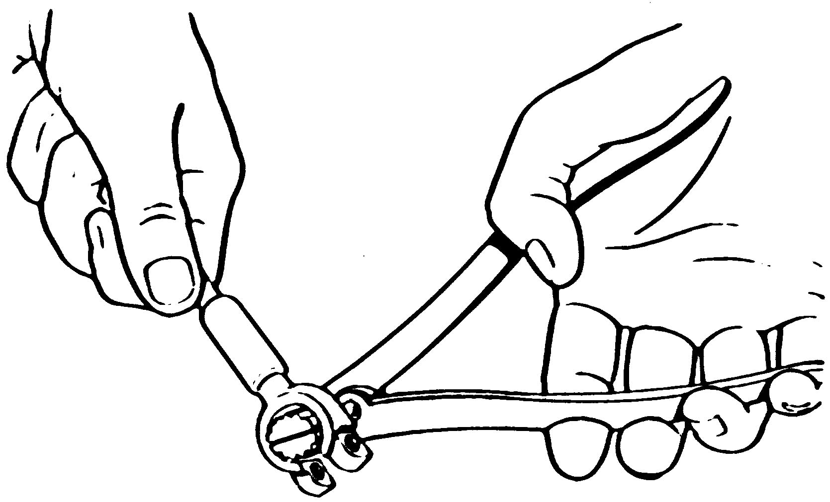 GEARWRENCH 204D cleaning jaw close-up revealing hardened edges to remove corrosion effectively