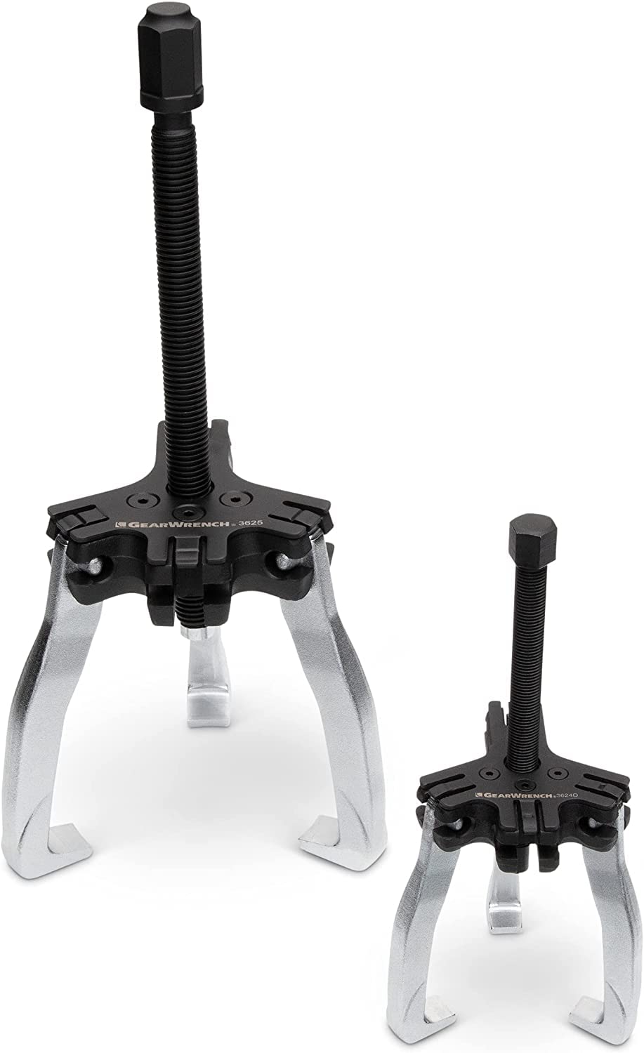 GEARWRENCH extracting a hub bearing showcasing heavy-duty capability and protection