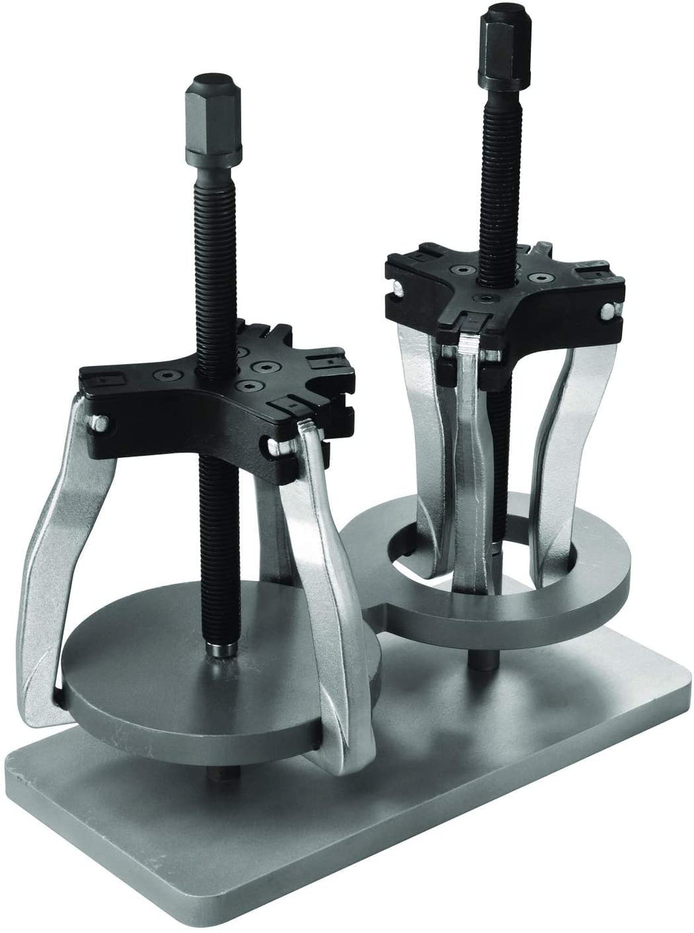 GEARWRENCH ratcheting drive close-up showing teeth and handle for precise incremental force
