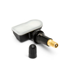 GEARWRENCH close-up of rubber sensor and valve detail demonstrating durable seal benefit