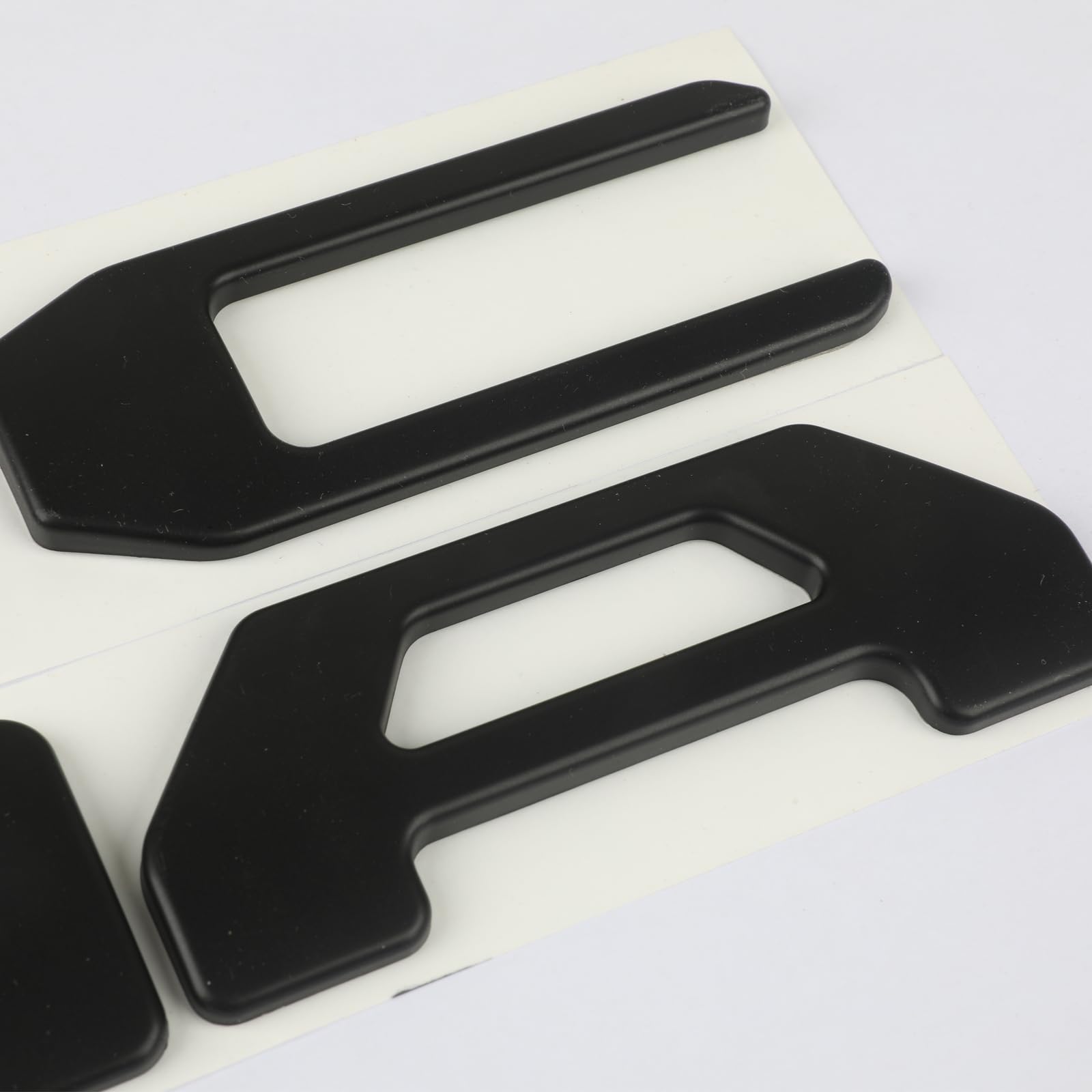 Generic brand letters next to ruler showing precise size and fitment