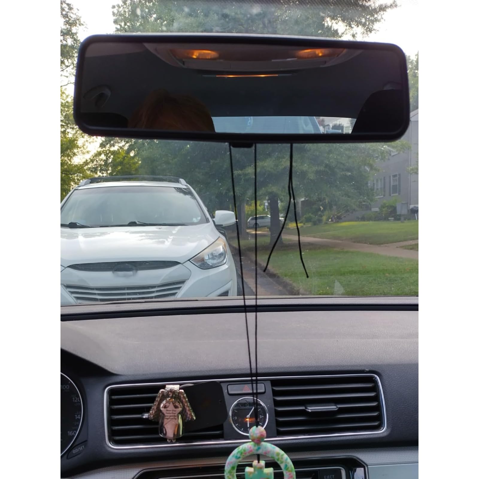 GoaMotors close-up of mirror glass highlighting clear reflection quality