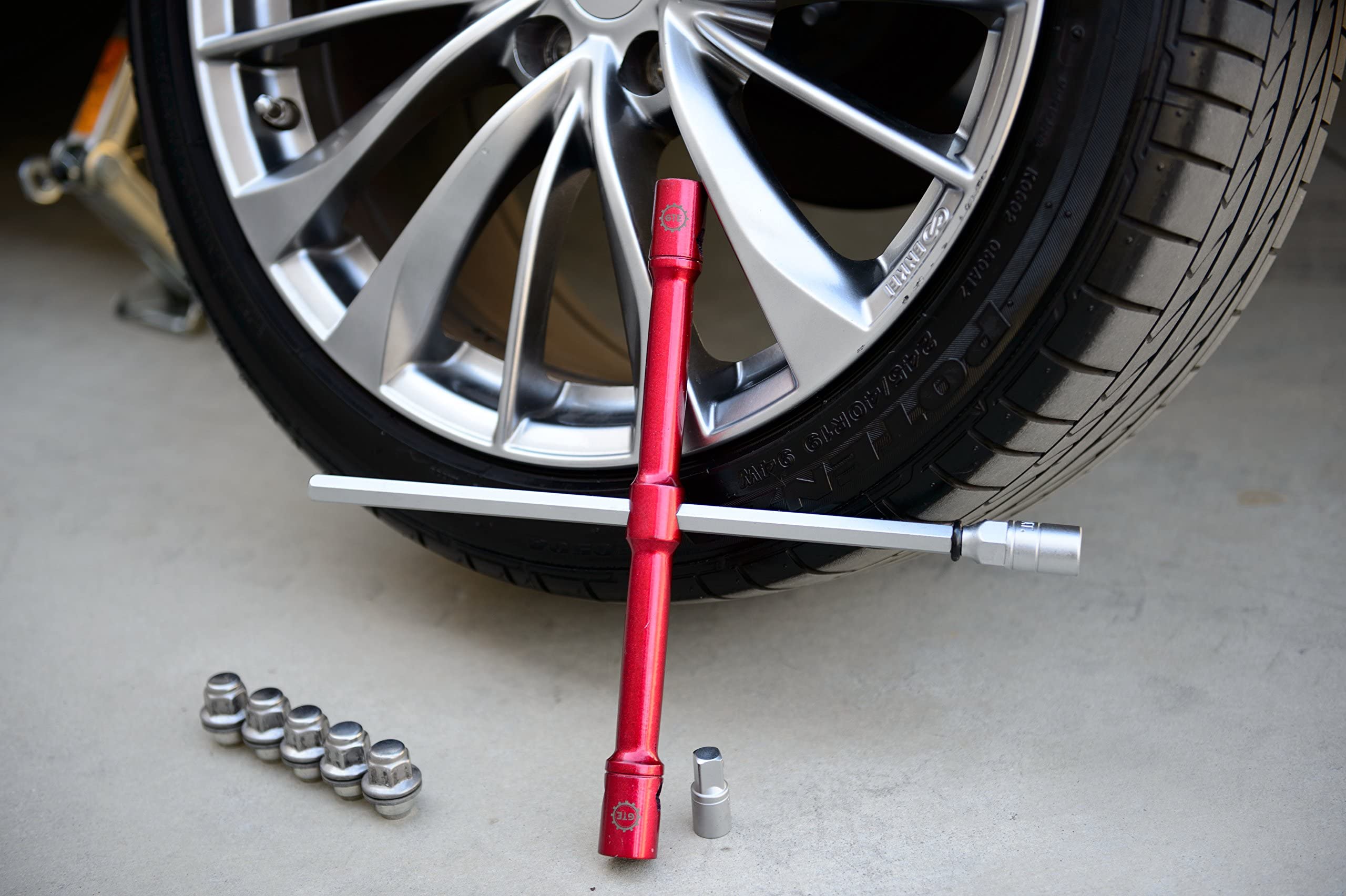 GTE LugStrong steel finish detail emphasizing rust resistance and durability