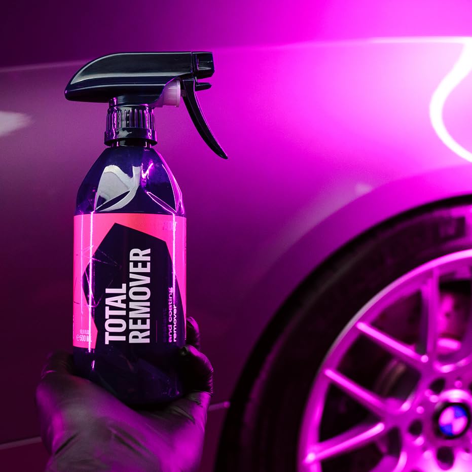 Gyeon TotalRemover being applied with a mitt for efficient paint prep