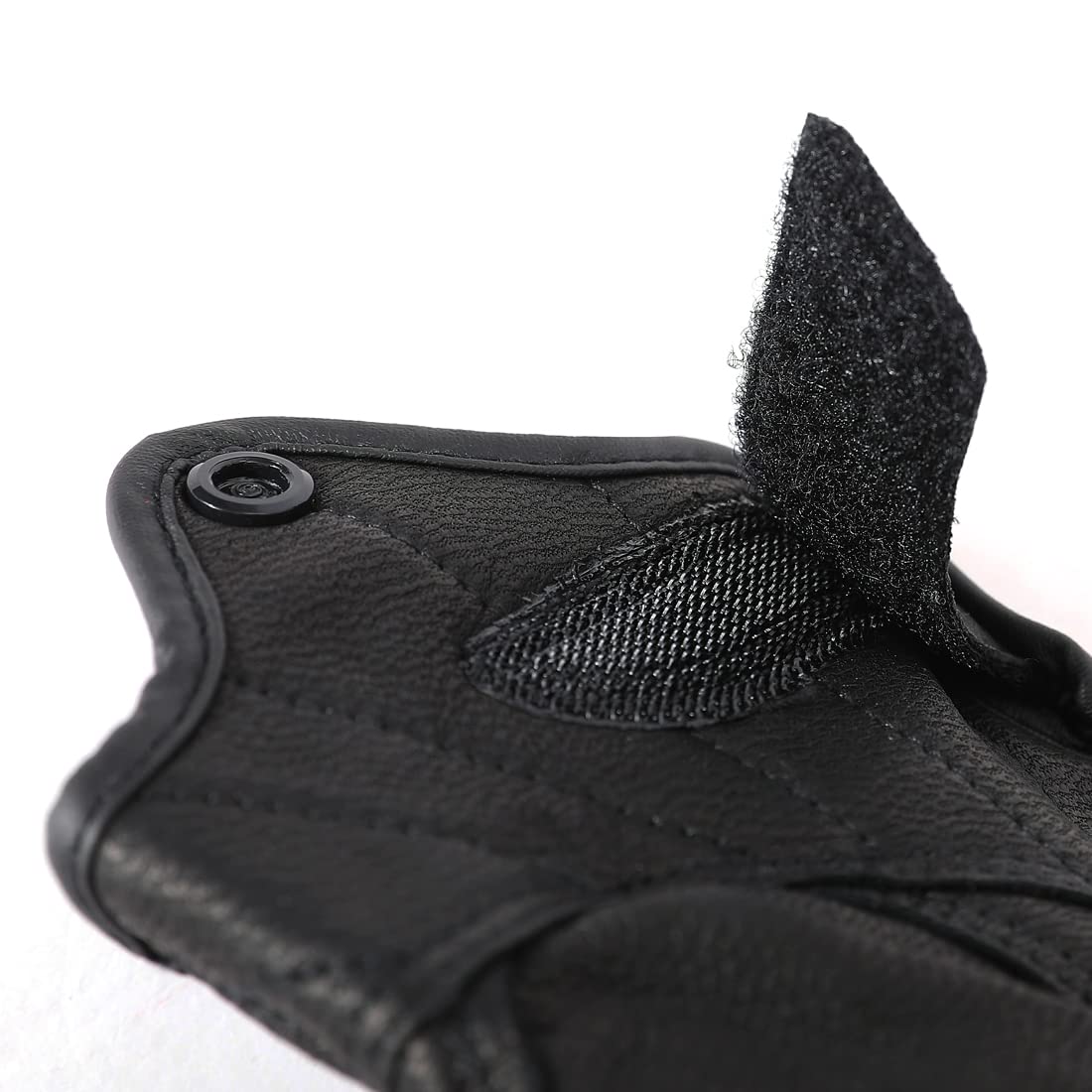 Harssidanzar palm and reinforced stitching showing wear resistance and improved durability