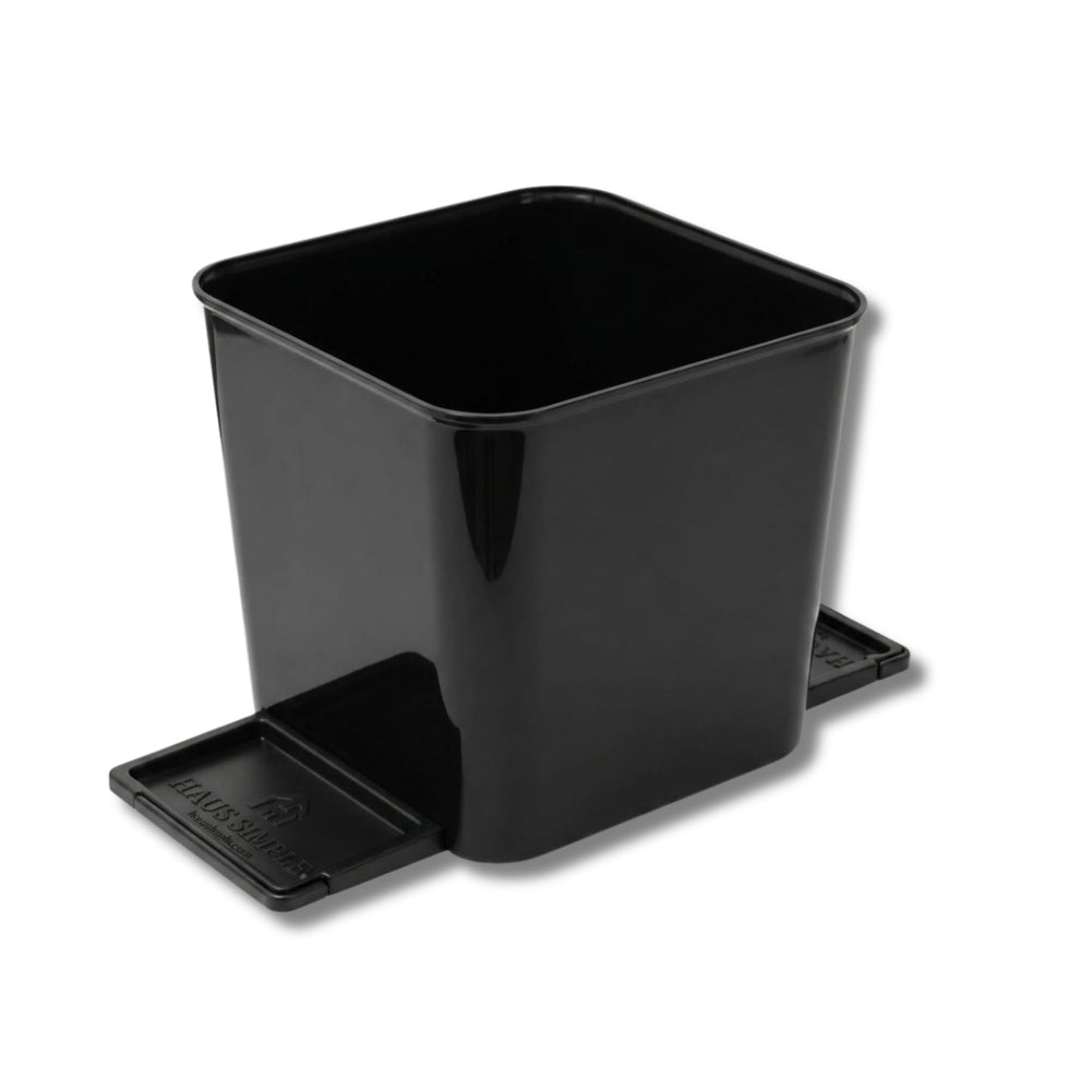 HAUSSIMPLE front view of trash can showing compact design and easy access
