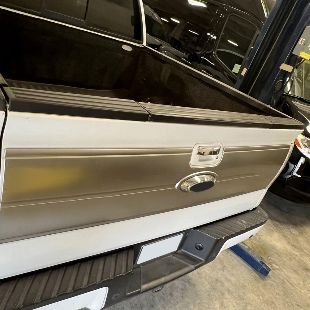 HECASA molding with water splash showing weather-resistant material benefits