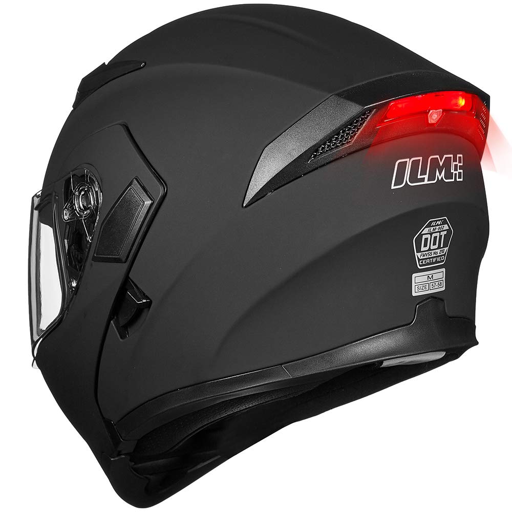 ILM 902L front view showing shell shape and ventilation, enhancing rider aerodynamics