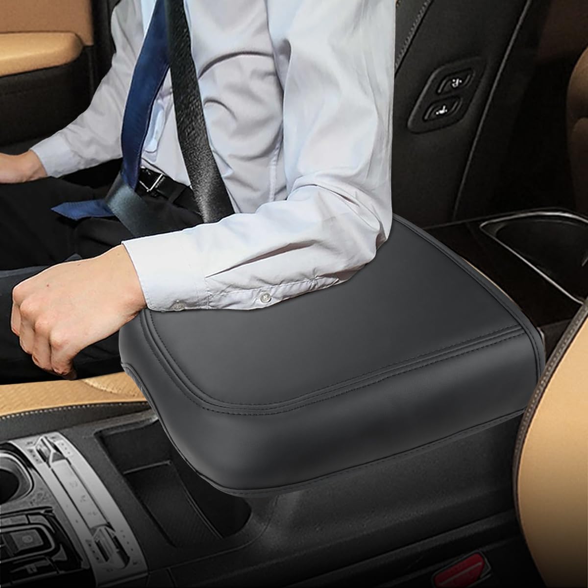 INTGET open console showing lid keeps storage access and clearance