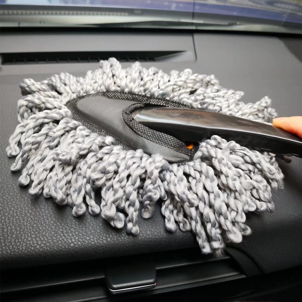 IPELY used in garage setting for multi-surface dust removal convenience