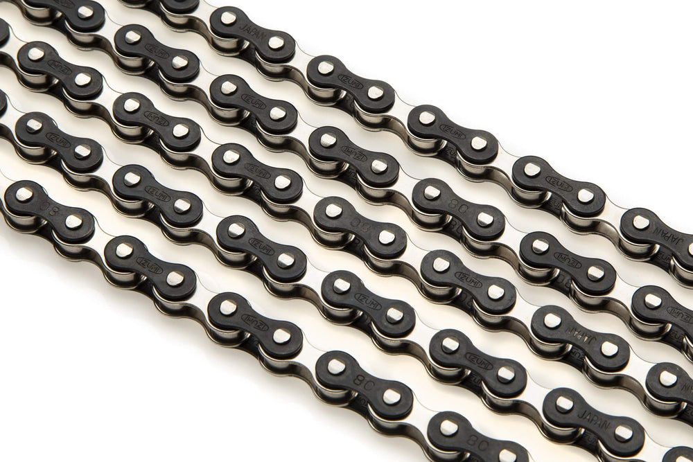 Izumi close-up of chain link plates highlighting durable finish and precision fit