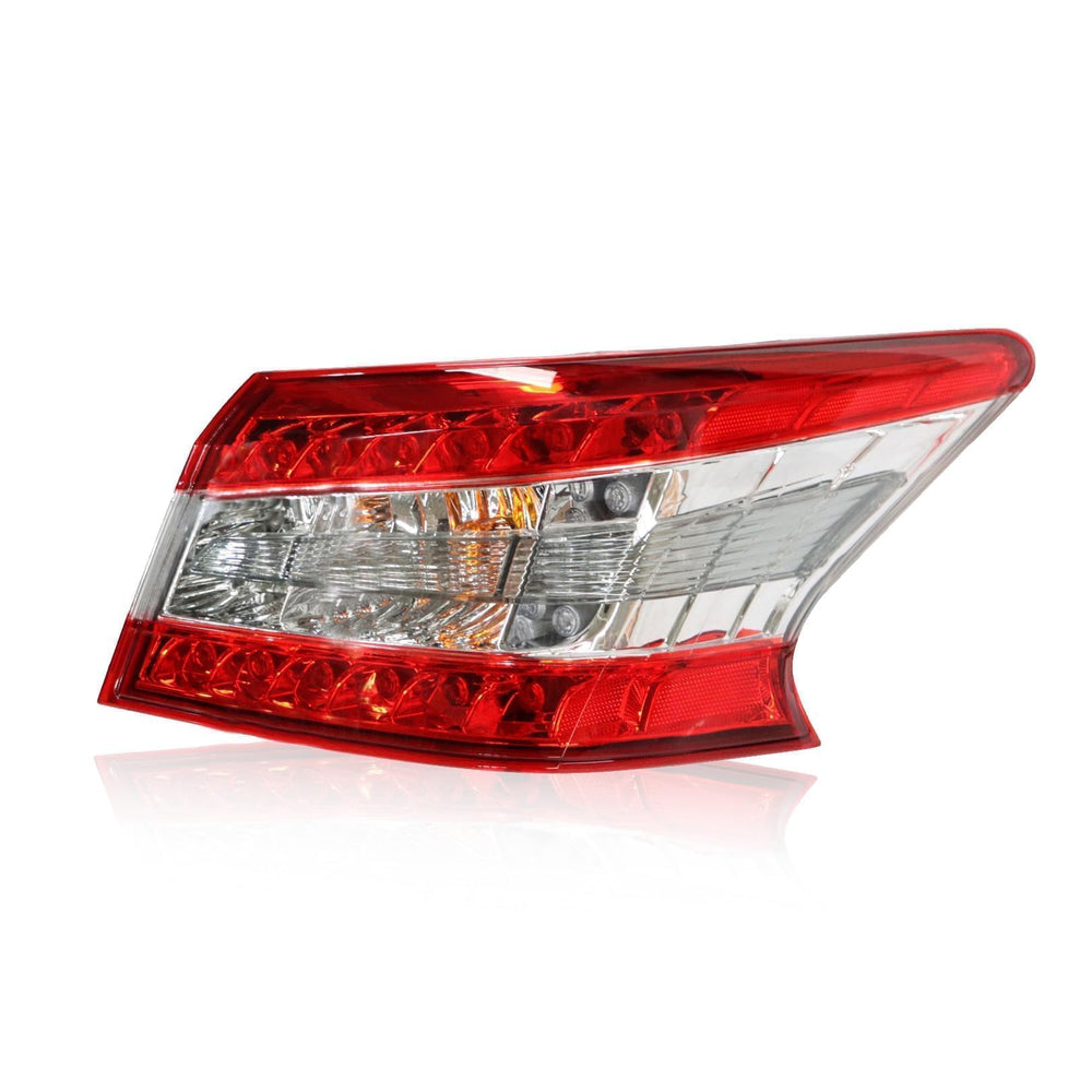 Jecoupoon front view of right tail light showing clean fit and visibility benefit