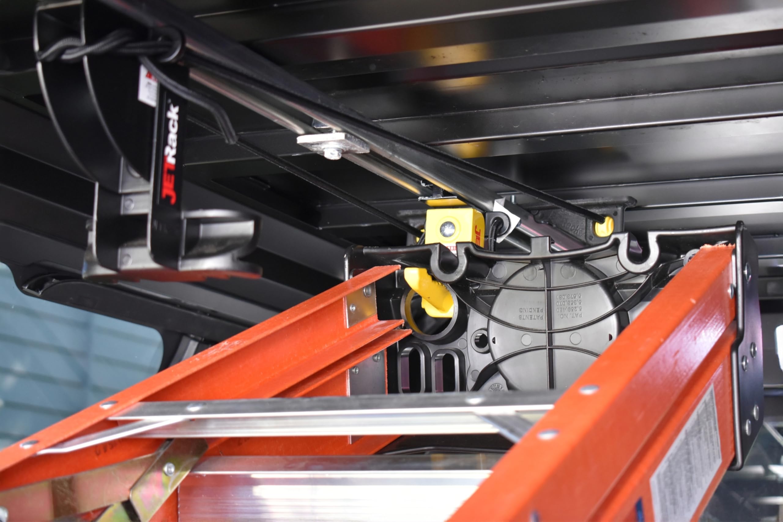 JET Rack shock cord and clip detail showing adjustable tension reliability