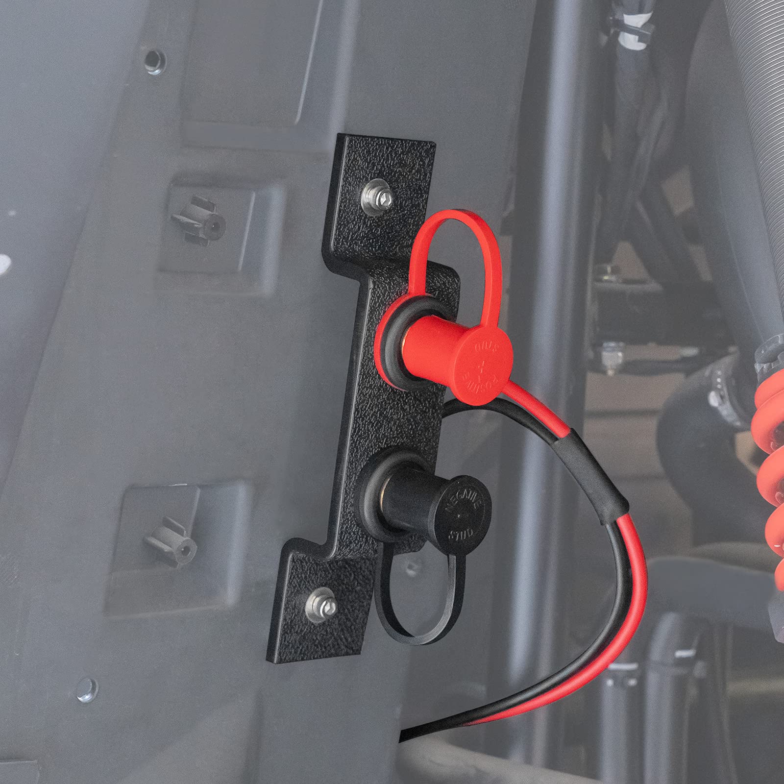 KEMIMOTO front charging post mounted for quick access and safe connections