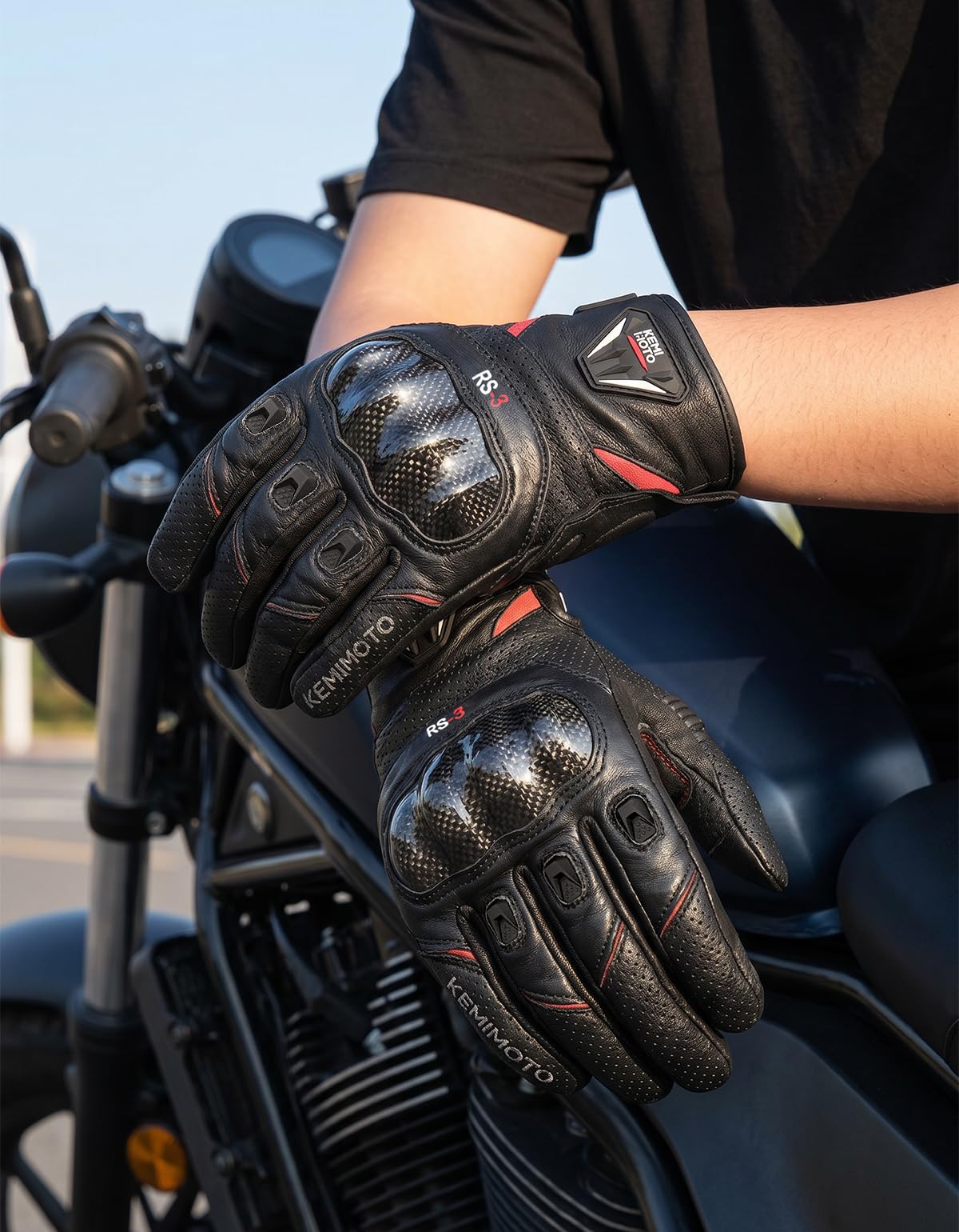 KEMIMOTO gloves next to ruler showing size and fit reference