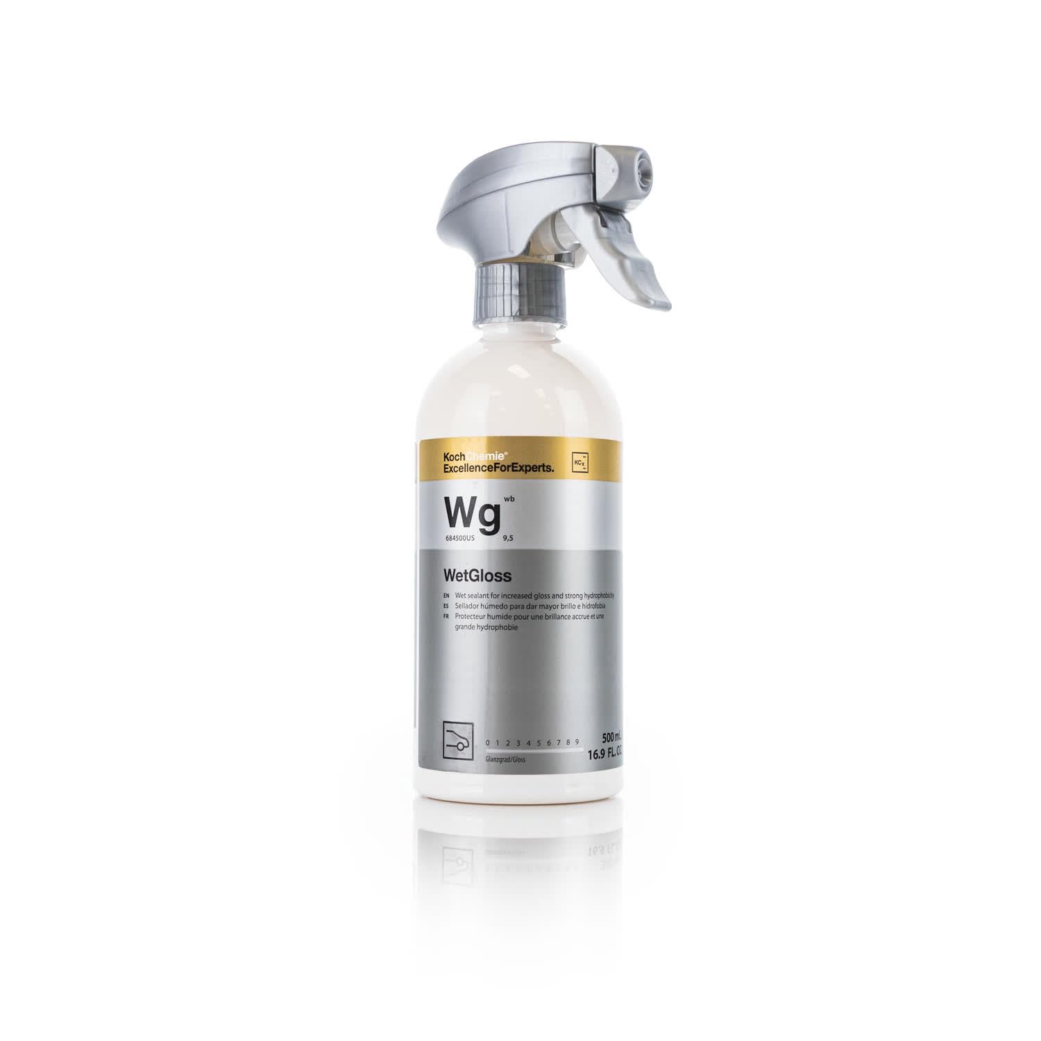 KOCHCHEMIE spray being applied to wet car paint, demonstrating easy rinse-on application