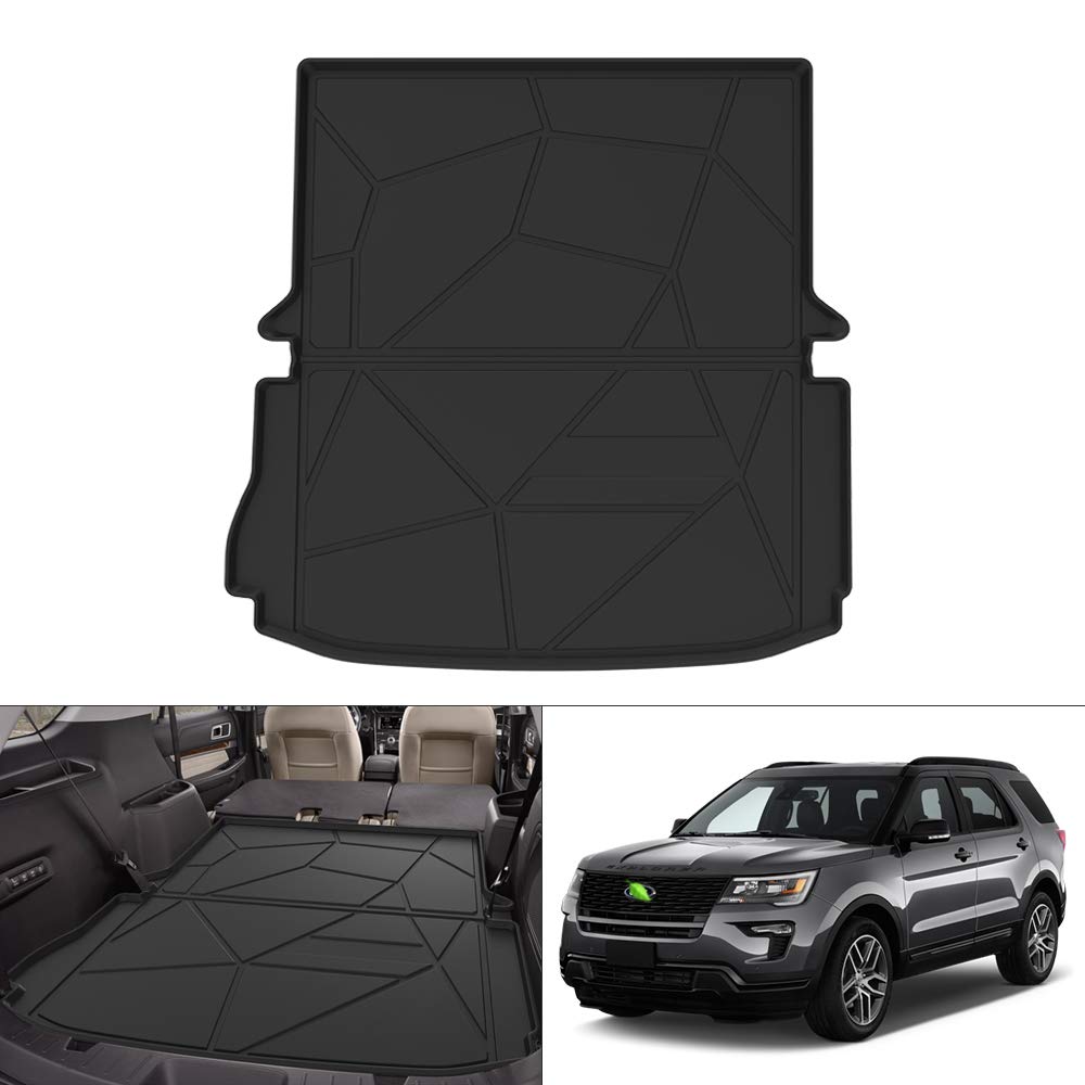 KUST front packaging showing full trunk mat and brand benefit of protected cargo