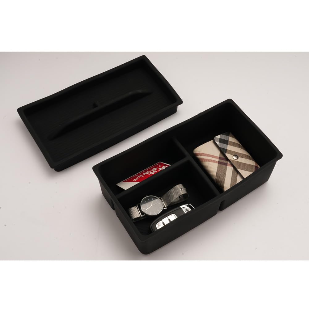 LANTU organizer installed in Lexus interior enhancing organization and style