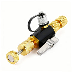 Lichamp front view showing tool and fittings, highlights secure connection
