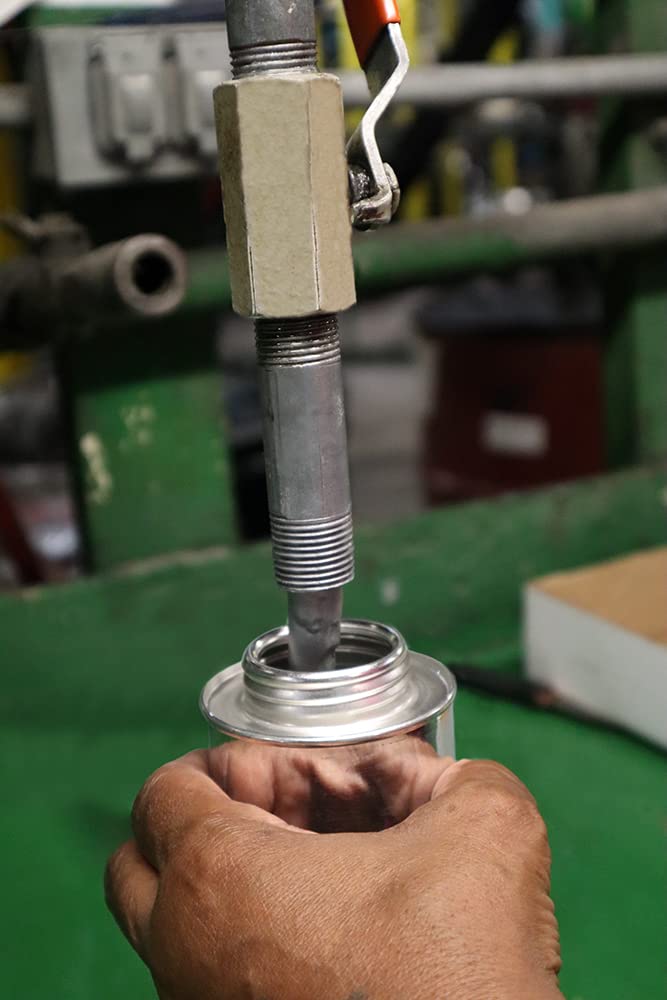 Liquid-O-Ring HT-2001 spread on stainless steel flange protecting against corrosion